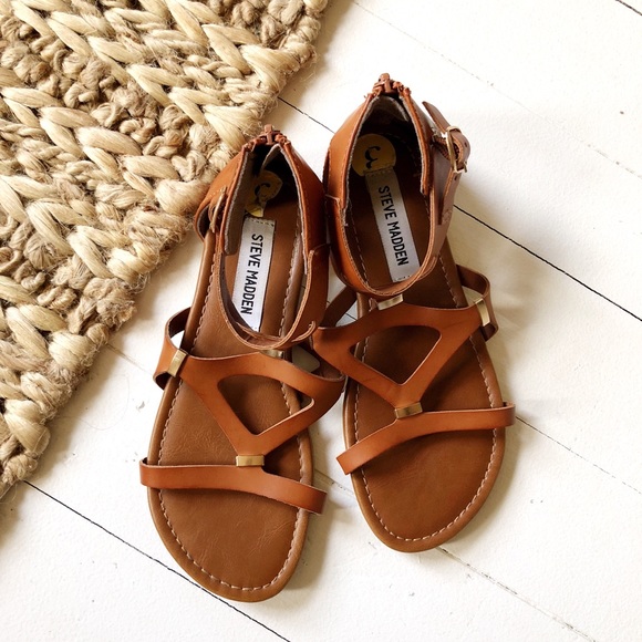 madden girls sandals